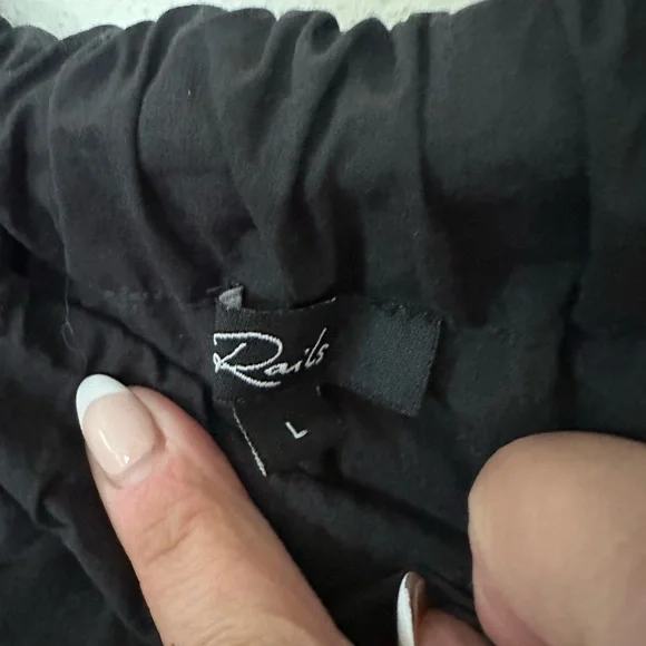 Rails Rhea eyelet skirt size large black - Picture 3 of 8